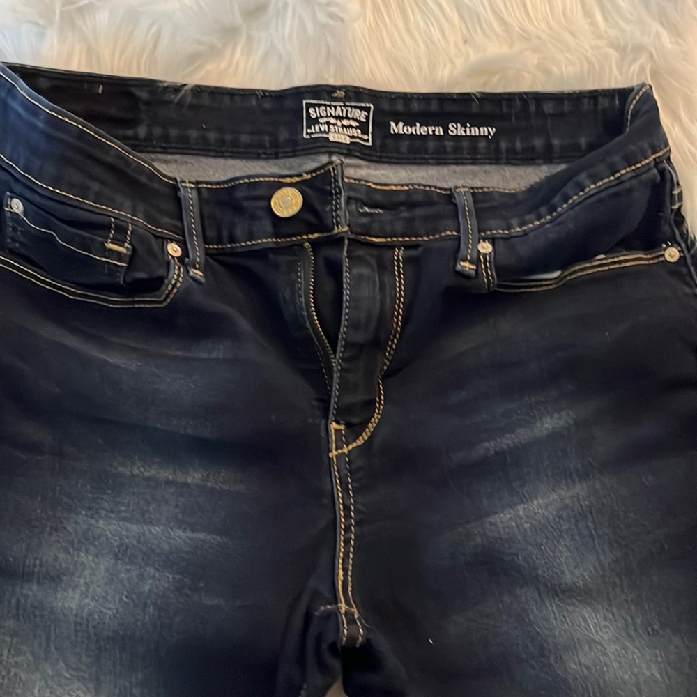 Dark wash, skinny jeans.